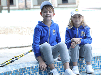 新款衛(wèi)衣兒童運動服校服設(shè)計套裝