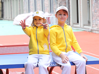 冬季雙層衛(wèi)衣小學(xué)校服設(shè)計(jì)園服運(yùn)動(dòng)套裝