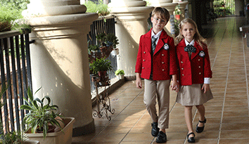 正值秋高氣爽，你們?yōu)樾＿\(yùn)會(huì)專(zhuān)屬設(shè)計(jì)班服定制了嗎？