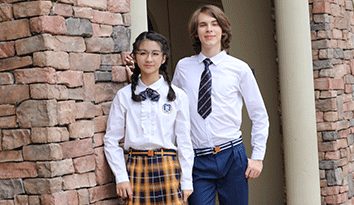 幼兒園園服生產(chǎn)廠家哪里比較專(zhuān)業(yè)呢？