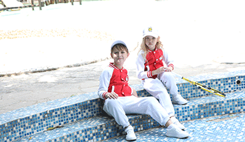 哈馬服飾，專業(yè)貴族校服生產(chǎn)廠家，引領(lǐng)行業(yè)新潮流