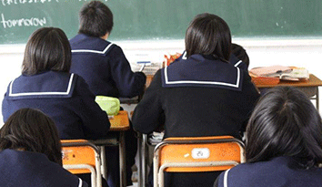 日本福岡時隔70年開始定做校服，裙褲設計被采用，你們學校還在等待什么呢？