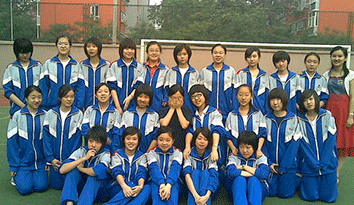 中國學校需要重新“校服定制”嗎？