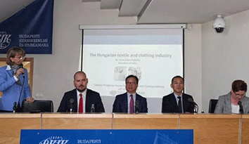 中匈紡織服裝產(chǎn)業(yè)經(jīng)貿(mào)論壇隆重召開 帶動校服定制行業(yè)走向國際市場