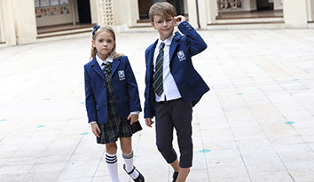 哈馬校服--校服定制優(yōu)勢在哪里？