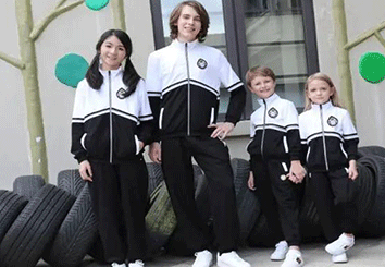 哈馬校服定制生產(chǎn)商，專業(yè)打造校園保暖防護(hù)系統(tǒng)