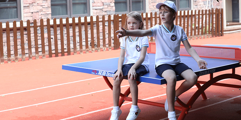 學(xué)生服生產(chǎn)廠家 學(xué)生服生產(chǎn)廠家