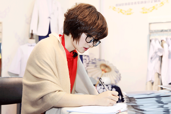 校服定制 校服定制