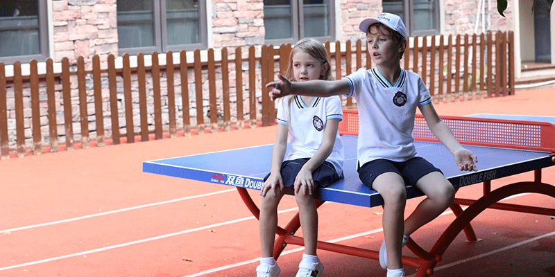 學(xué)校訂做校服