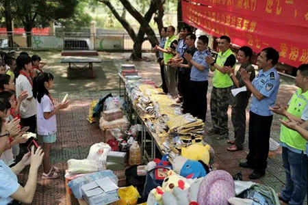 校服定做 校服定做