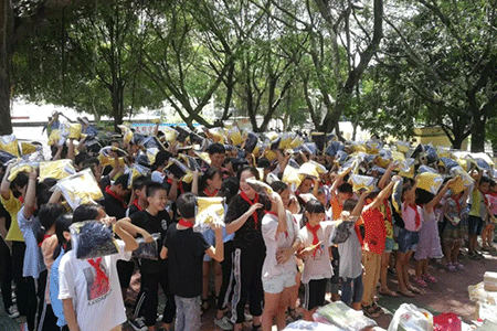 校服定做 校服定做