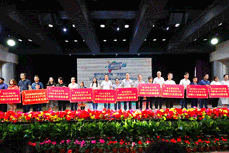 校服定制 校服定制