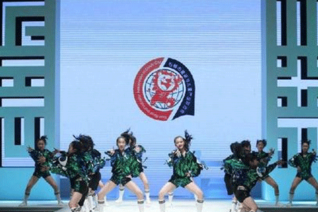 校服定制 校服定制