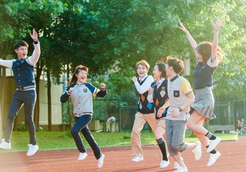 中小學生校服定做