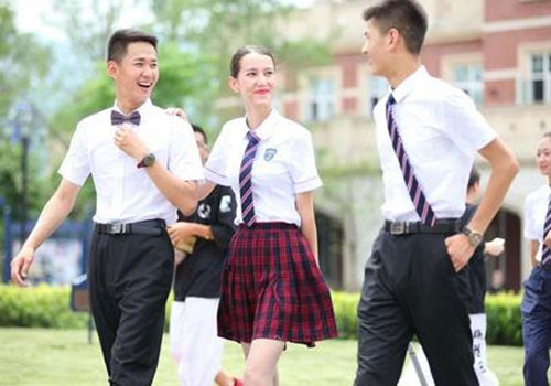 中學(xué)生校服定制 中學(xué)生校服定制