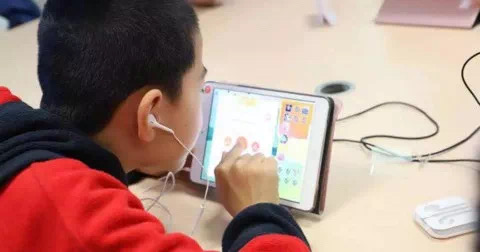 定制校服廠家 定制校服廠家