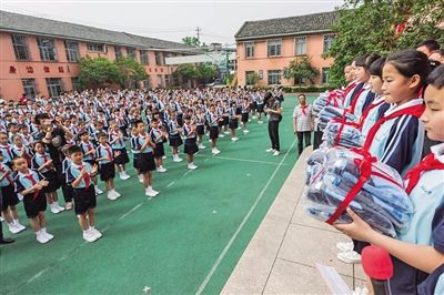 校服定制 校服定制