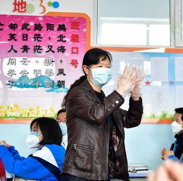 校服定制 校服定制