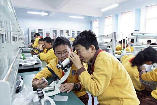 校服定做 校服定做