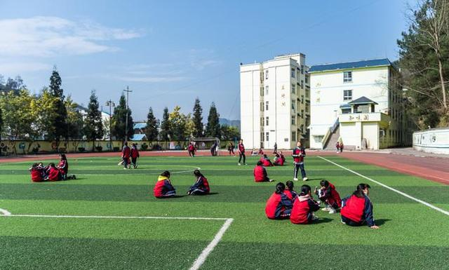 校服定做 校服定做