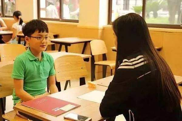 校服生產(chǎn)廠家 校服生產(chǎn)廠家