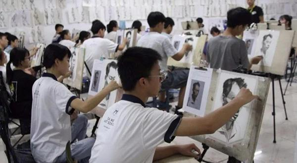 校服有限公司 校服有限公司