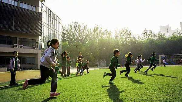 校服定制企業(yè) 校服定制企業(yè)