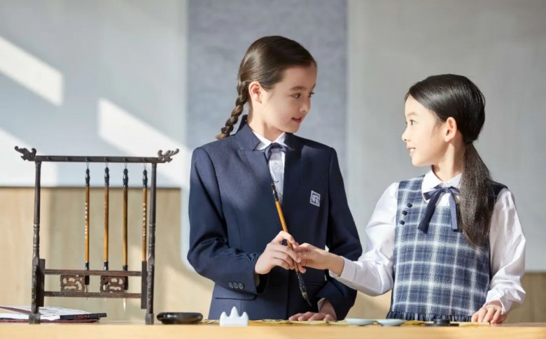 東莞校服定制廠家,校服設(shè)計(jì) 東莞校服定制廠家,校服設(shè)計(jì)