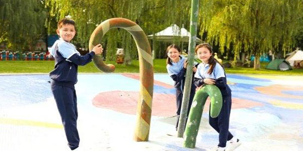 定制校服企業(yè),定做校服 定制校服企業(yè),定做校服