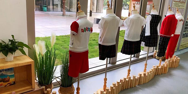 校服定制廠家，定制校服