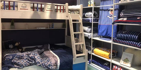 校服定制廠家，定制校服