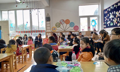 幼兒園園服定制，幼兒園服廠家