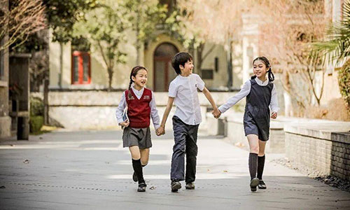 校服定制，校服采購(gòu)