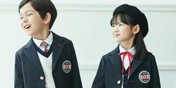 校服生產(chǎn)公司，校服定做