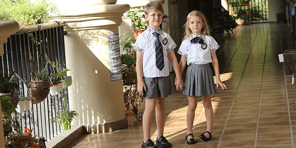 定制校服，校服定制生產(chǎn)商