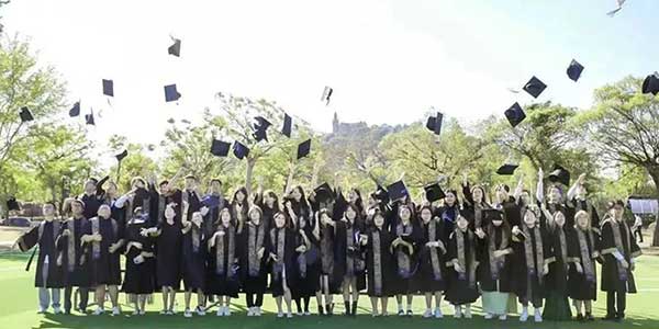 中學(xué)生校服定制，定制校服