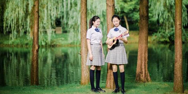 校服定制廠家，校服定制